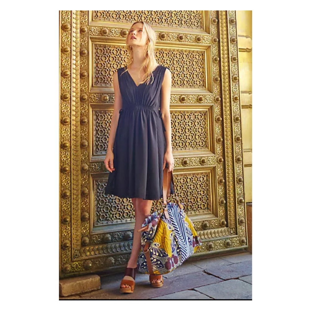 HD in Paris Black Dress